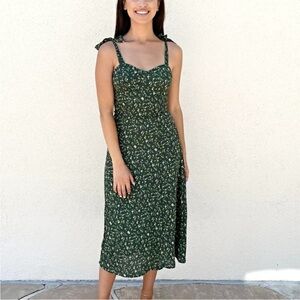 Rihoas Women’s size Small The Floral Green Tie Straps Lined Midi Dress